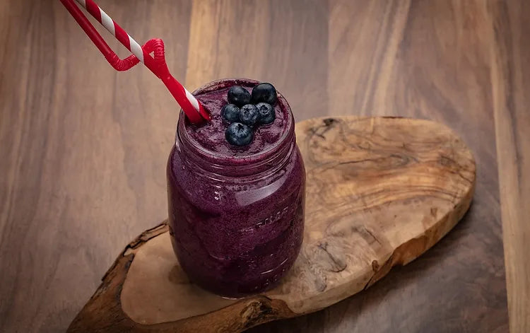 Red Berry Smoothie with Vanilla Almond Butter and Cinnamon